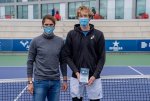 rafa-nadal-corona-a-bellier-como-campeon-del-torneo-itf-by-lg-g4lrro6l98.jpg
