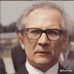 эрих-хонеккер.gif