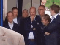 DB0BFB7F-1D79-45B7-B6F3-8993D5C156D3.gif