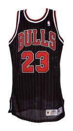 chicago_95-97_jersey1.jpg