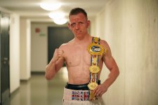 Ted_Cheeseman_with_belt.jpeg
