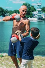 4-grandfather-and-grandson-boxing-microgen-imagesscience-photo-library.jpg