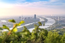 Donauinsel-Wien.jpg Donauinsel-Wien.jpg