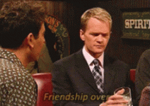 RDT_20250811_2041263058278126193768101.gif