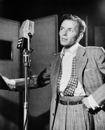Frank_Sinatra_by_Gottlieb_c1947-_2.jpg Frank_Sinatra_by_Gottlieb_c1947-_2.jpg