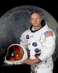 800px-Neil_Armstrong_pose.jpg